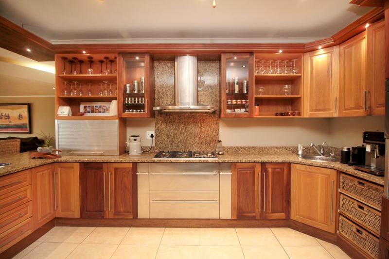 5 Bedroom Property for Sale in Linkside Western Cape